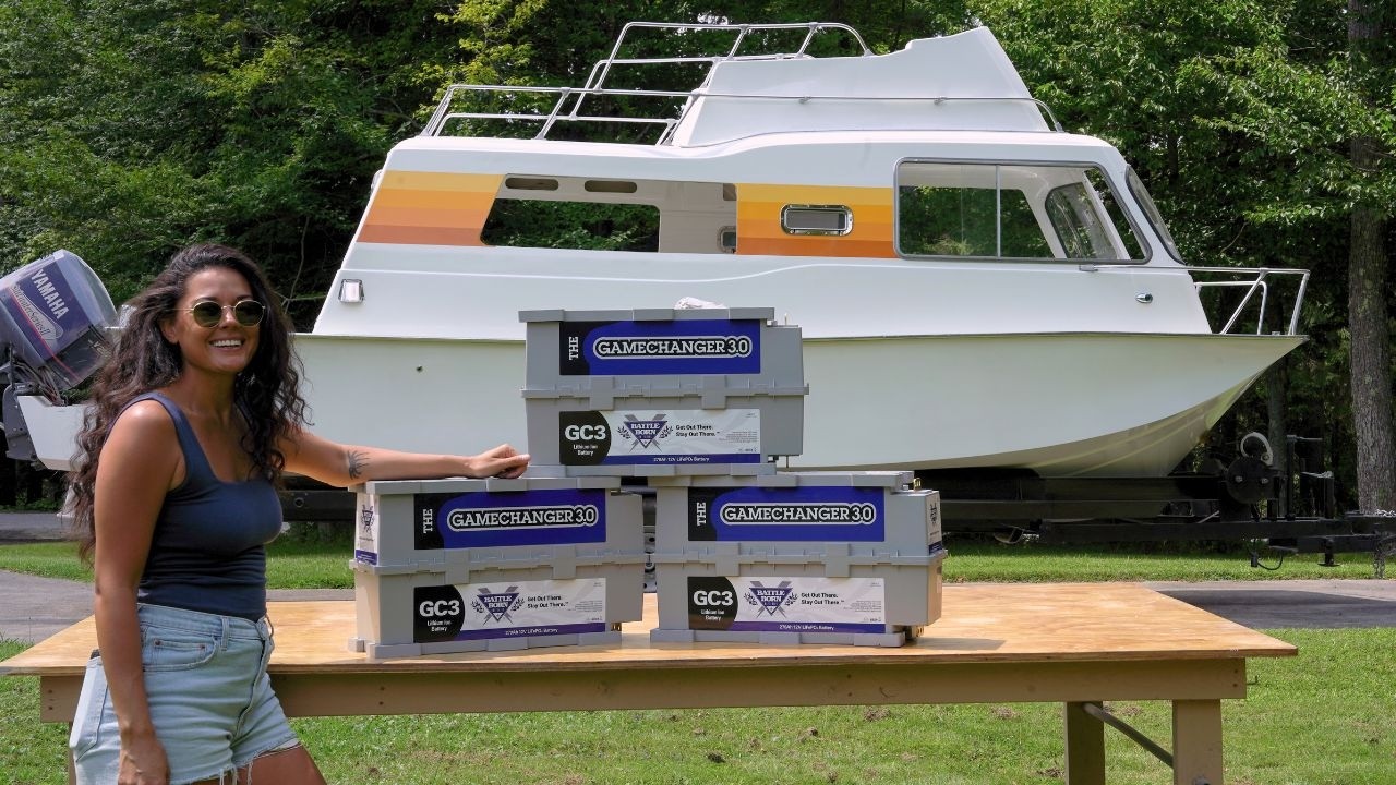 Off-Grid Power in our 1978 SEACAMPER! EPISODE 12