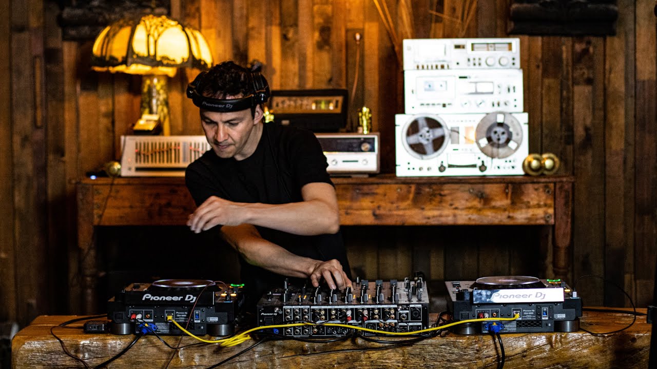 Montenegro - Melodic & Techno Set - April 2023 | 4K | Antyk Bar, Torreón México