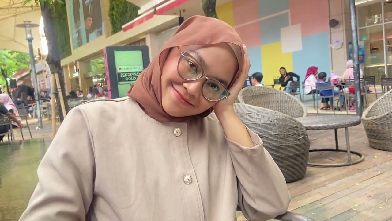 JAUH JAUH NGEMALL KE PLANET LAIN !!!