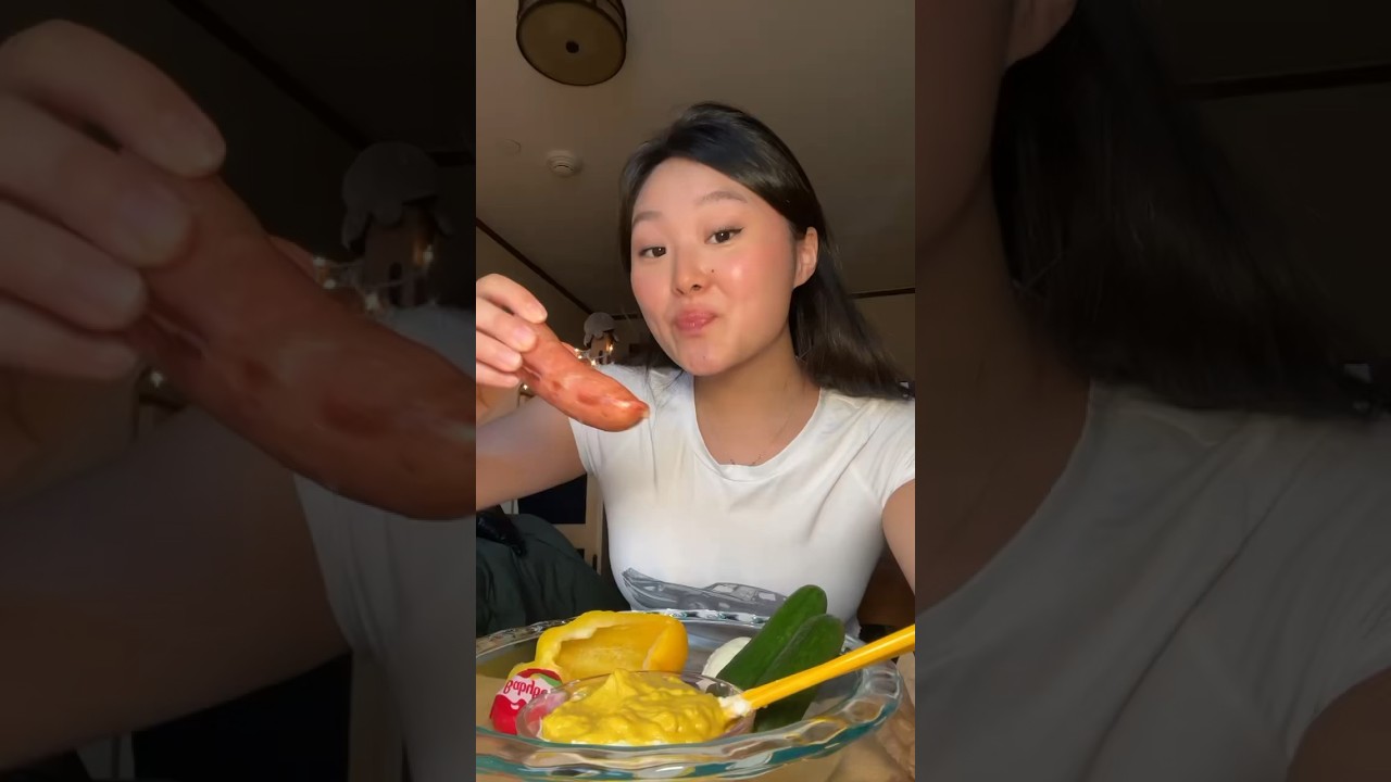 All i can say is&hellip;QUEEN Tiffany Magee #chickenapplesausagewithmustard #mustard #healthysnack #college