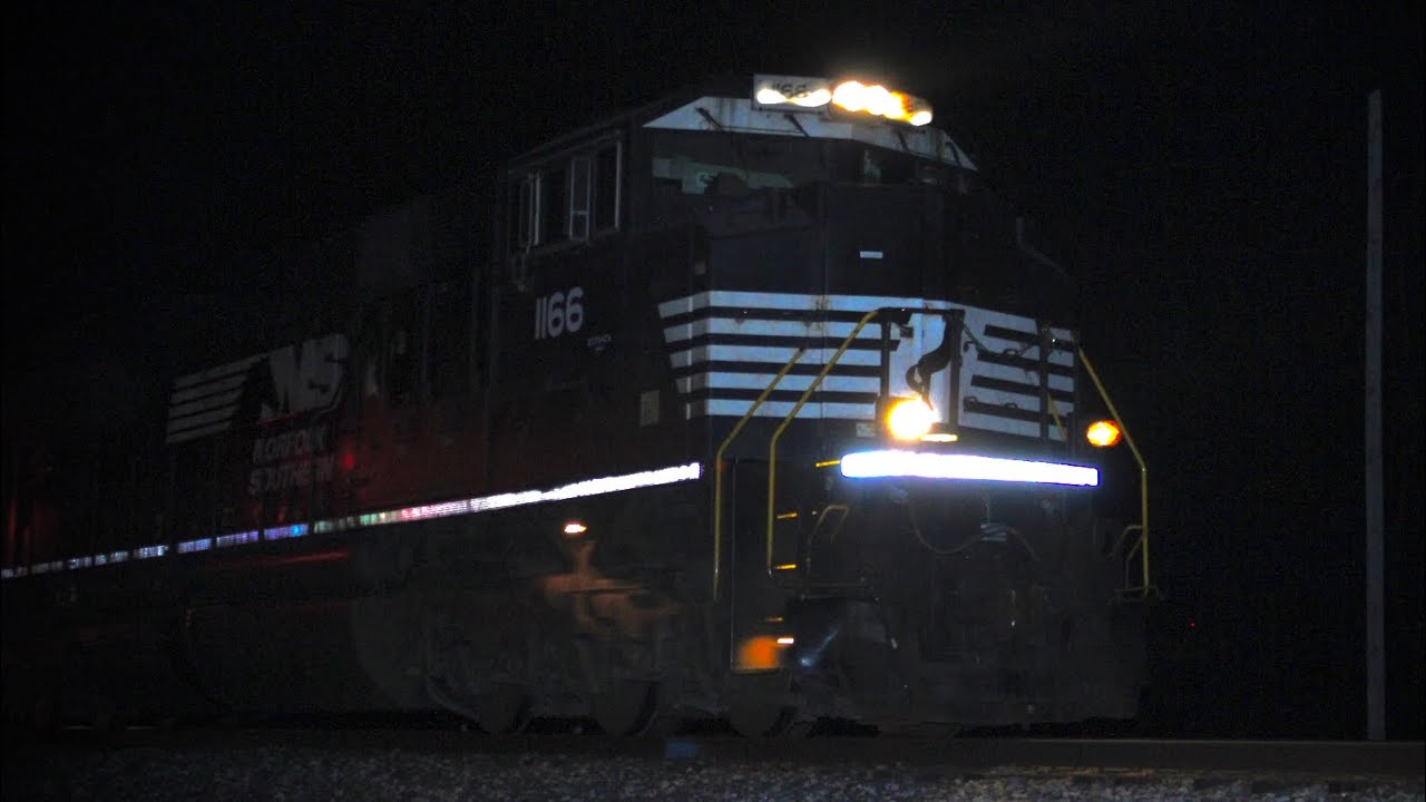 NS 18W passes Flint at MP 11 with cool K5LLA and one long horn blast!