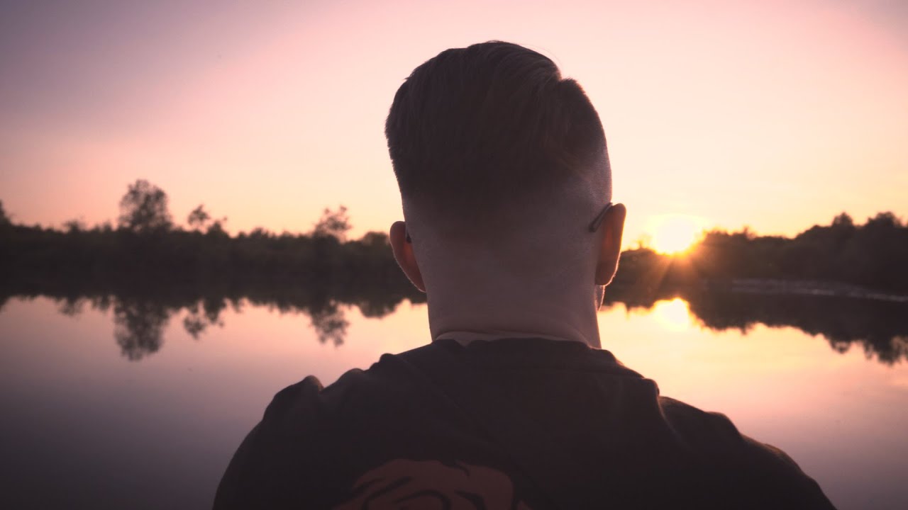 Czarli - Chcę poczuć (prod.Ramzes) | Official Video