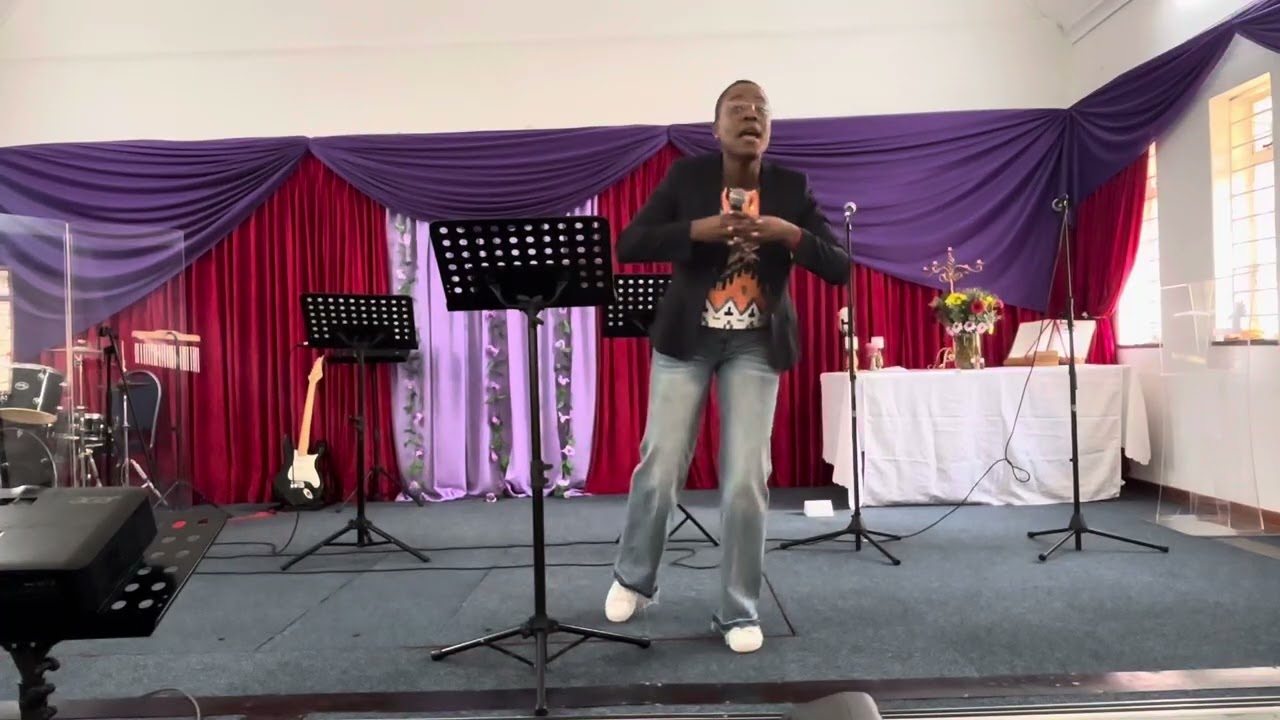 Pastor Mantsha preaching at Lyndhurst Baptist Ladies Conference on declarations