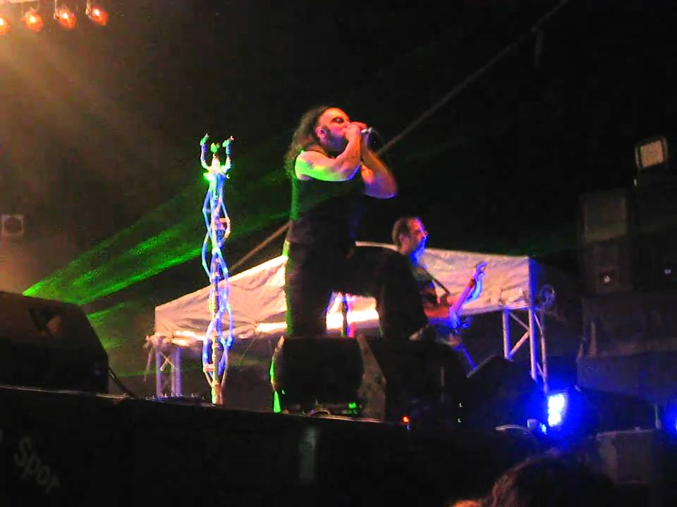 Hayko Cepkin - Sandık + Açtırdınız Kutuyu @ Foça Rock Tatili 2010