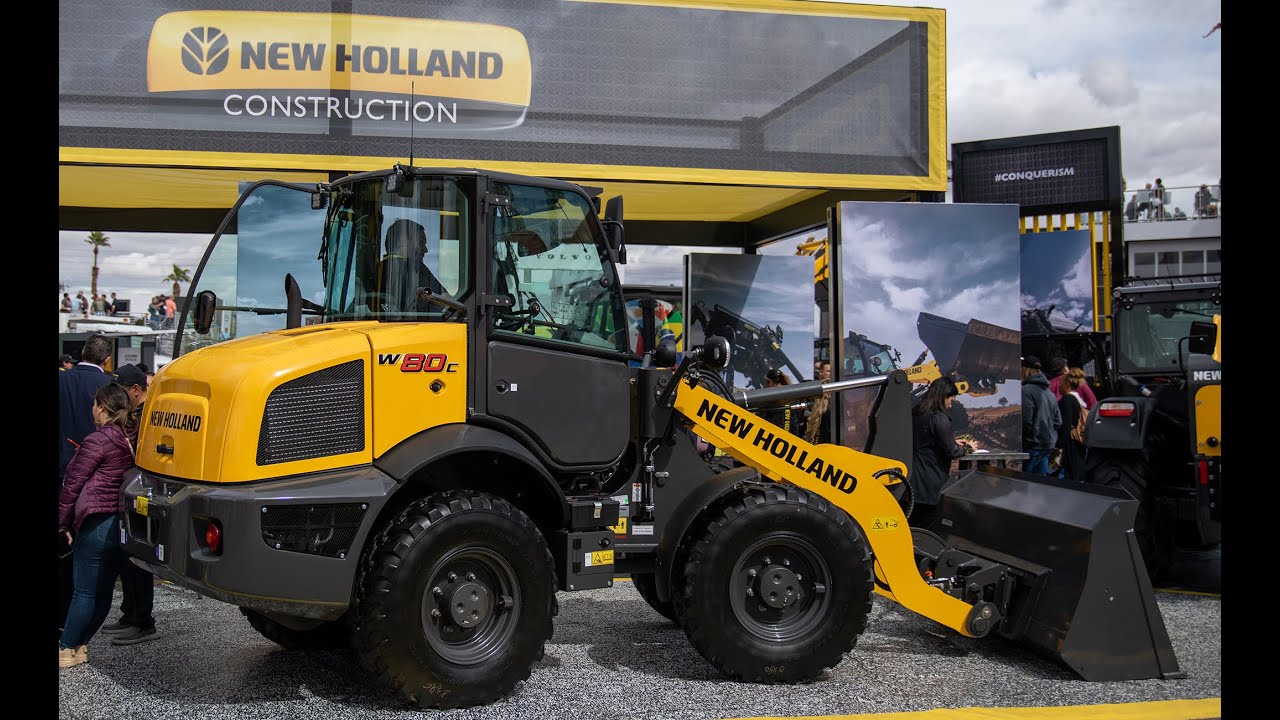 Interior Updates to Compact Wheel Loaders | ConExpo 2023