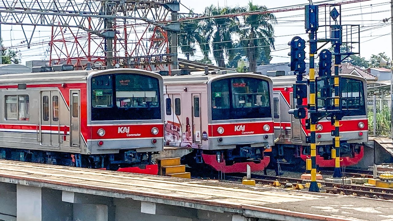 Ramai KRL Commuter Line Siang Hari di Stasiun Bogor! JR 205 Series, TM 6000, Tokyu 8500!