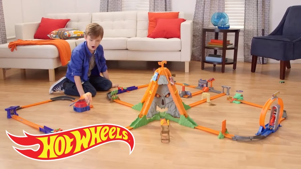 Hot Wheels Track Builder Volcano Blast Demo | OFFICIAL Product Demo | @HotWheels