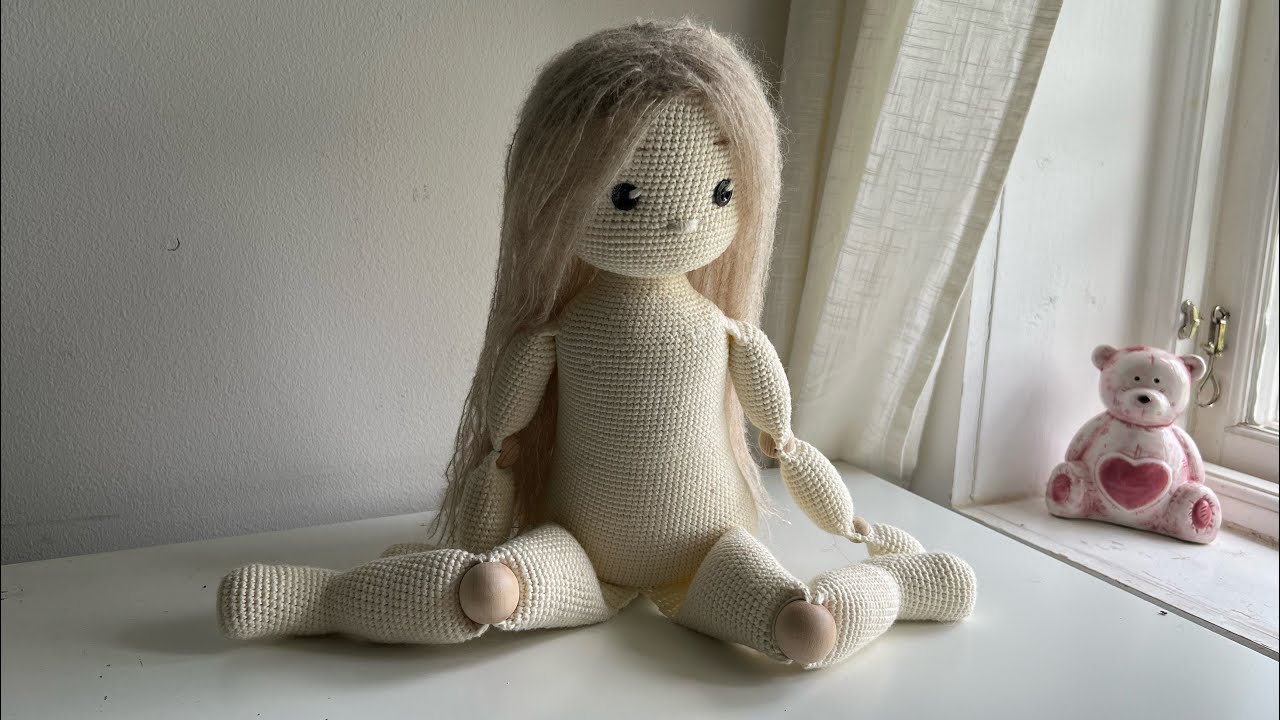 Wig for amigurumi doll Gloria. Ball-Jointed Crochet Doll  .Waldorf style amigurumi doll Gloria.