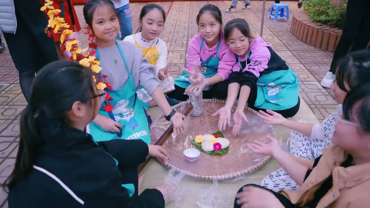 Lễ Hội Xuân - Tiểu học Cổ Nhuế 2B