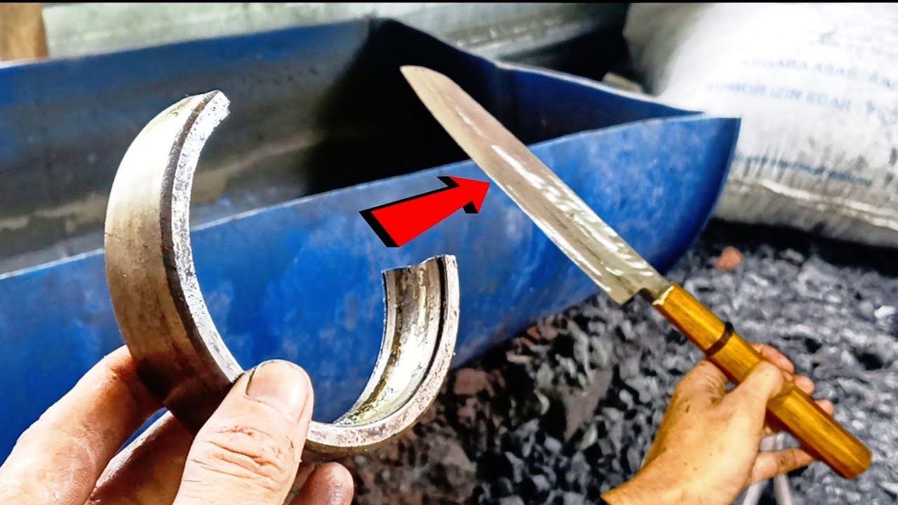 Making a kitchen knife from a bearing,membuat pisau dapur dari bearing klaker