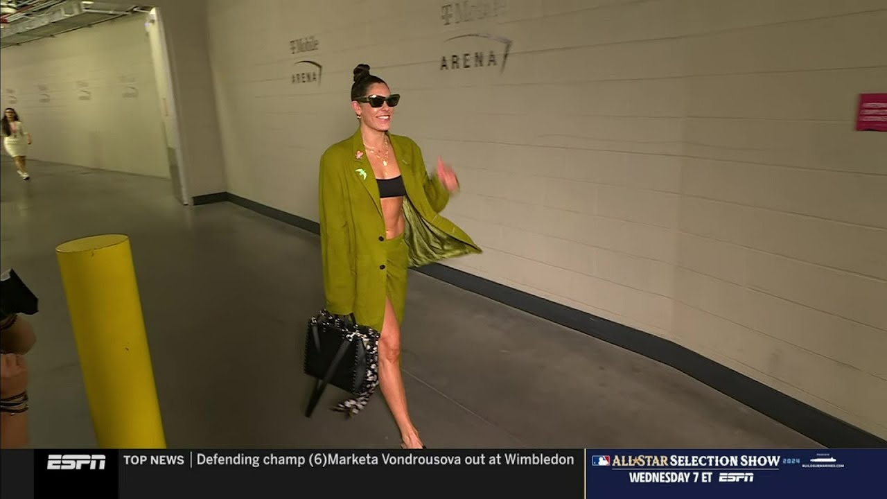 😍 Kelsey Plum, A'ja Wilson gameday arrival outfits | Las Vegas Aces vs Indiana Fever WNBA