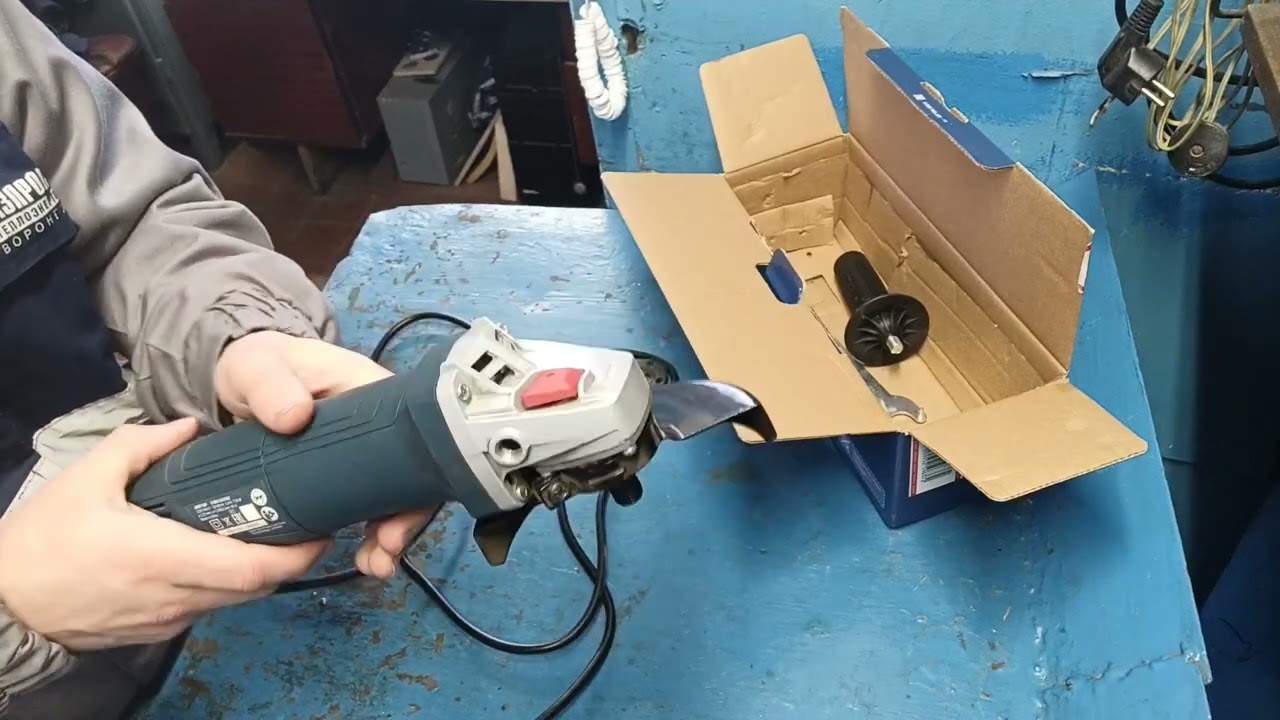 Углошлифовальная машина Bosch GWS 700