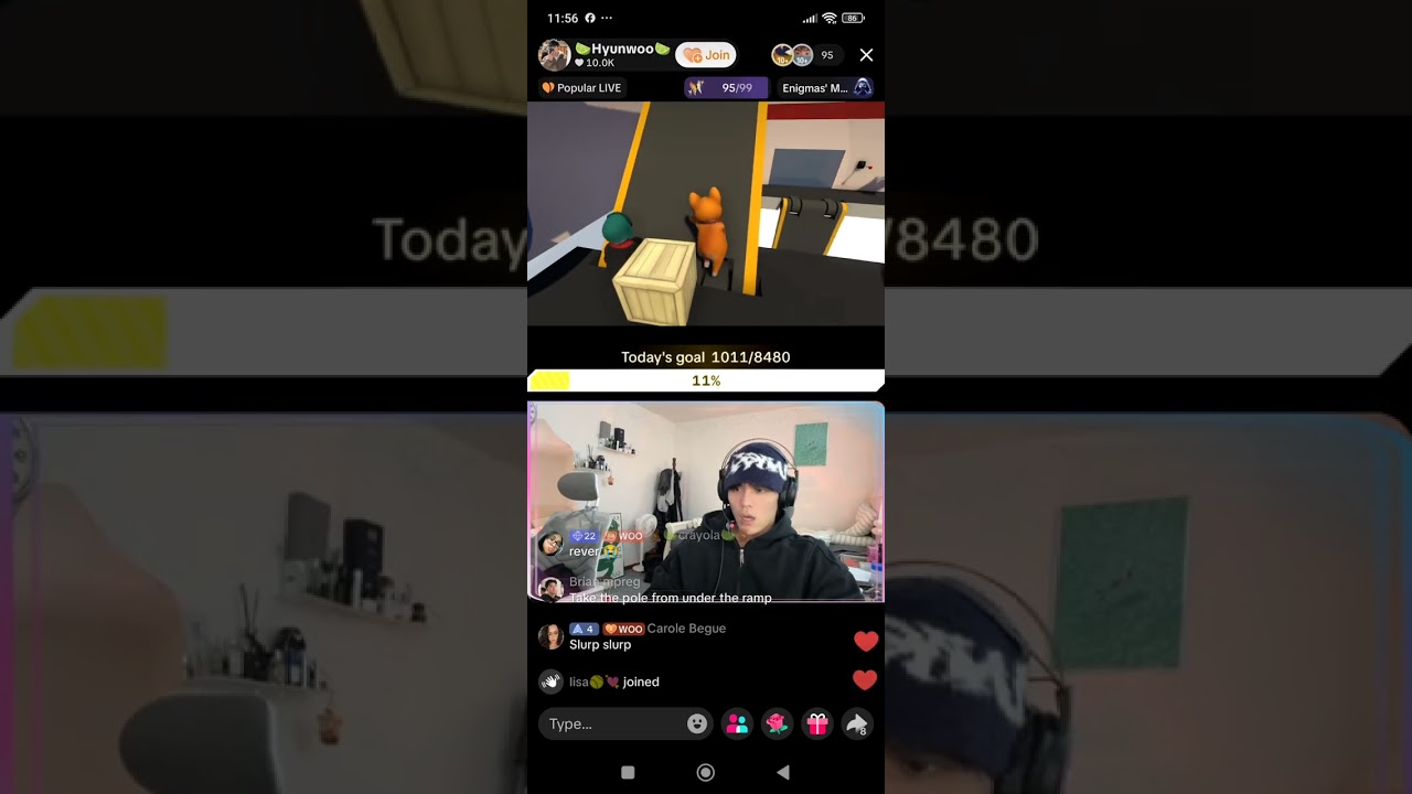 Hahaha 😂 June also joined Roblox with Hyunwoo 🤭🤧🤧.. Hyunwoo really good at this game 😊😄.