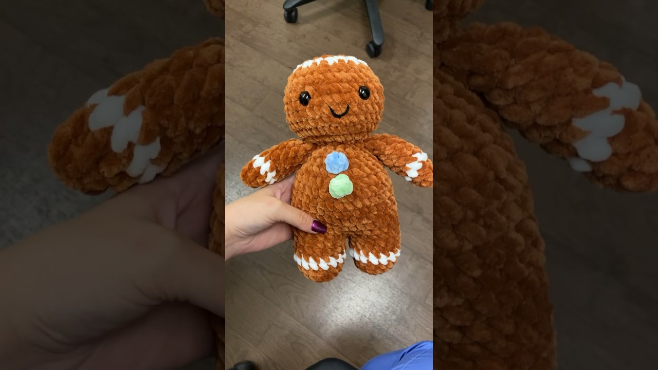 FREE gingerbread man pattern out NOW on my channel!🥰 #crochet #pattern #plushies #amigurumi