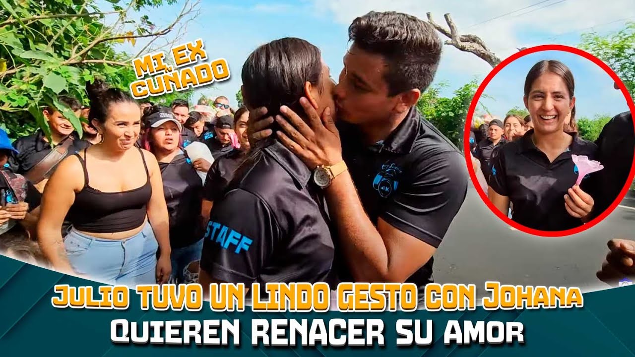 Johana no se lo esperaba. Kathy se alegro cuando Julio le dio el beso a Johana.
