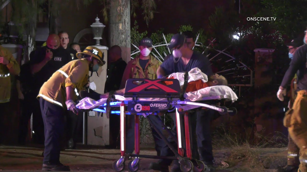 Police Backup Firefighters After Man Pulls Knife In Pacoima