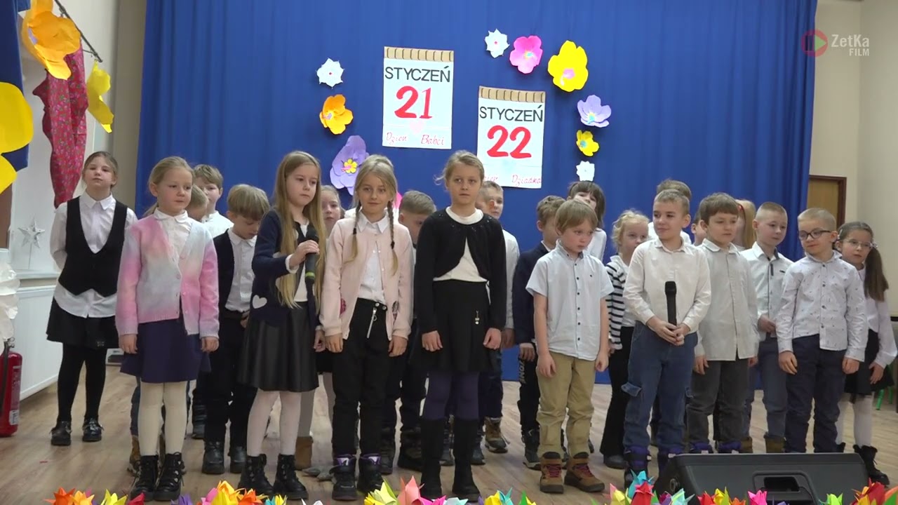 Wystepy artystyczne z okazji Dnia Babci i Dziadka w Szarocinie