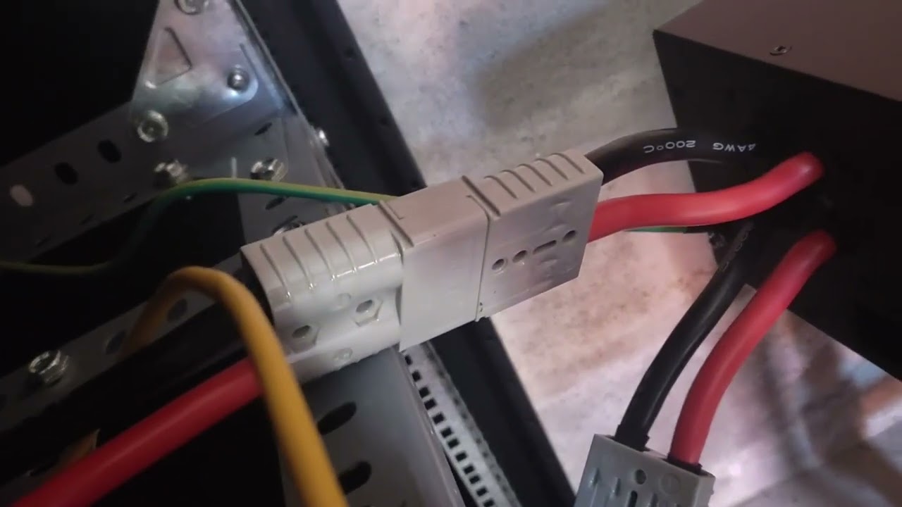 INSTALACION BATERIA TURBO ENERGY SLIM 5.1KW EN INVERSOR TURBO ENERGY