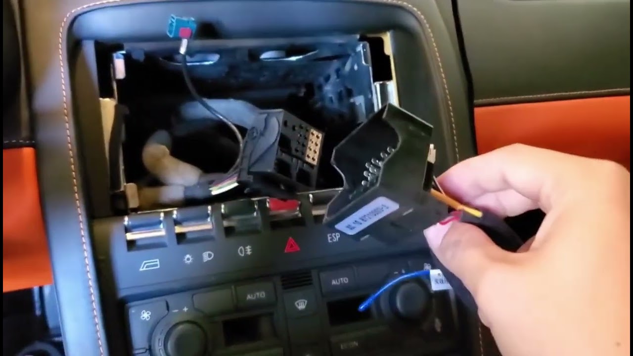 Lamborghini Gallardo Radio installation Apple CarPlay head unit Android Auto LP550 LP560 lp570