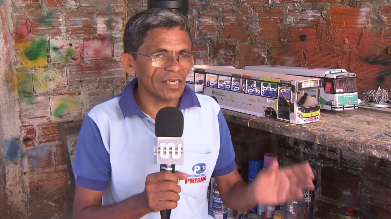 Artesão cria réplicas de ônibus em miniaturas em Teresina