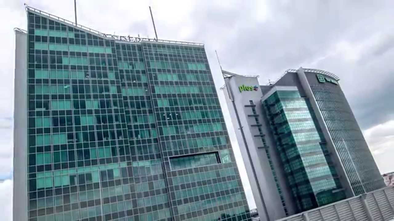 Panorama Poznania w tle Andersia Hotel