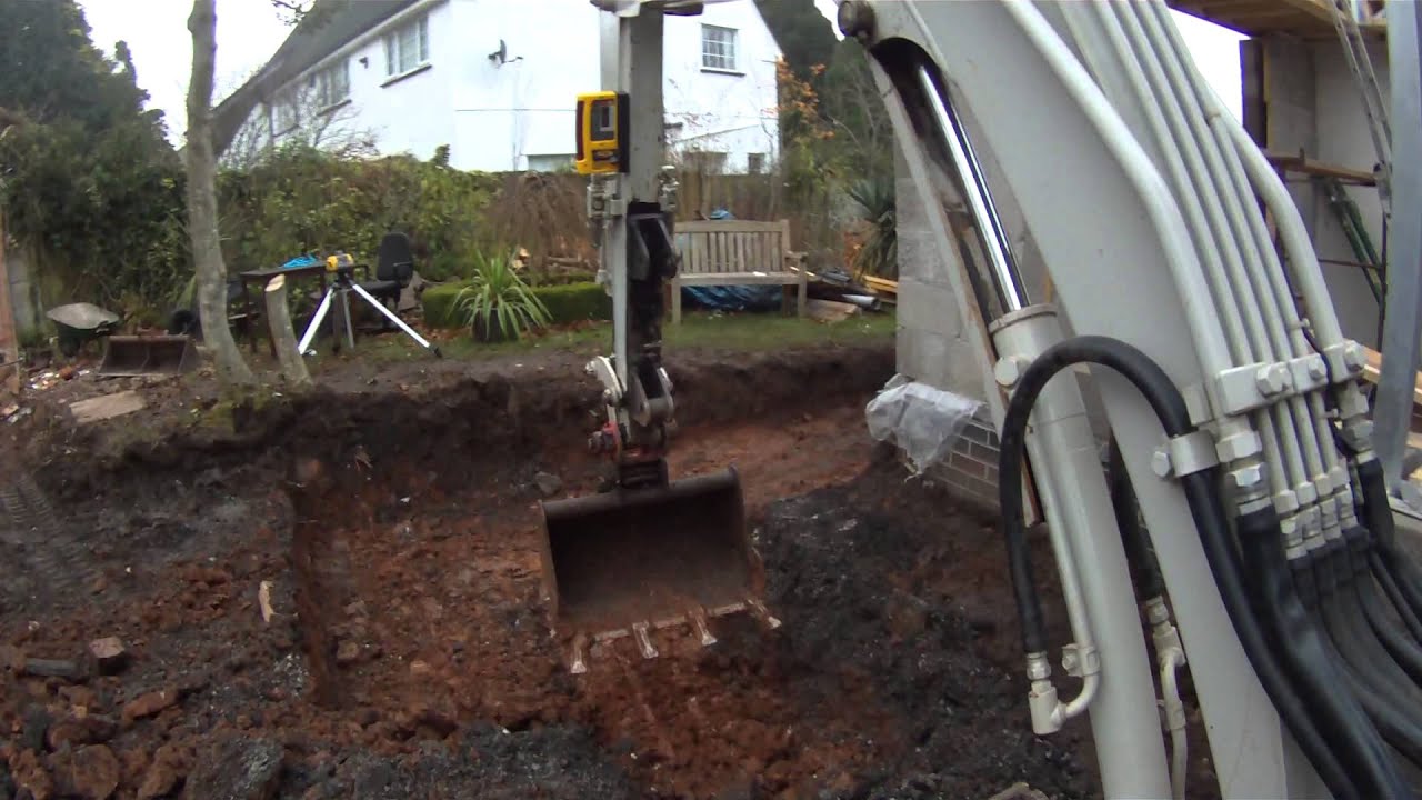 Spectra/Trimble CR600 on Takeuchi TB016
