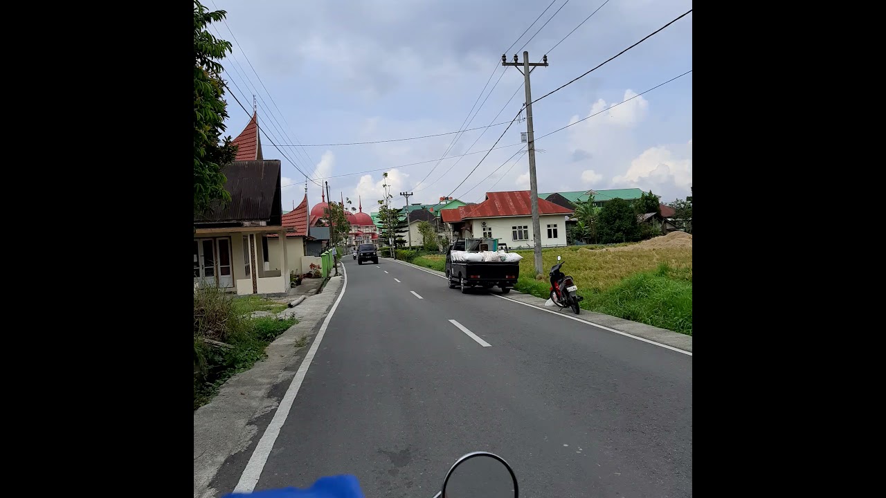 Mengunjungi Farhana di Sumatera Thawalib Parabek