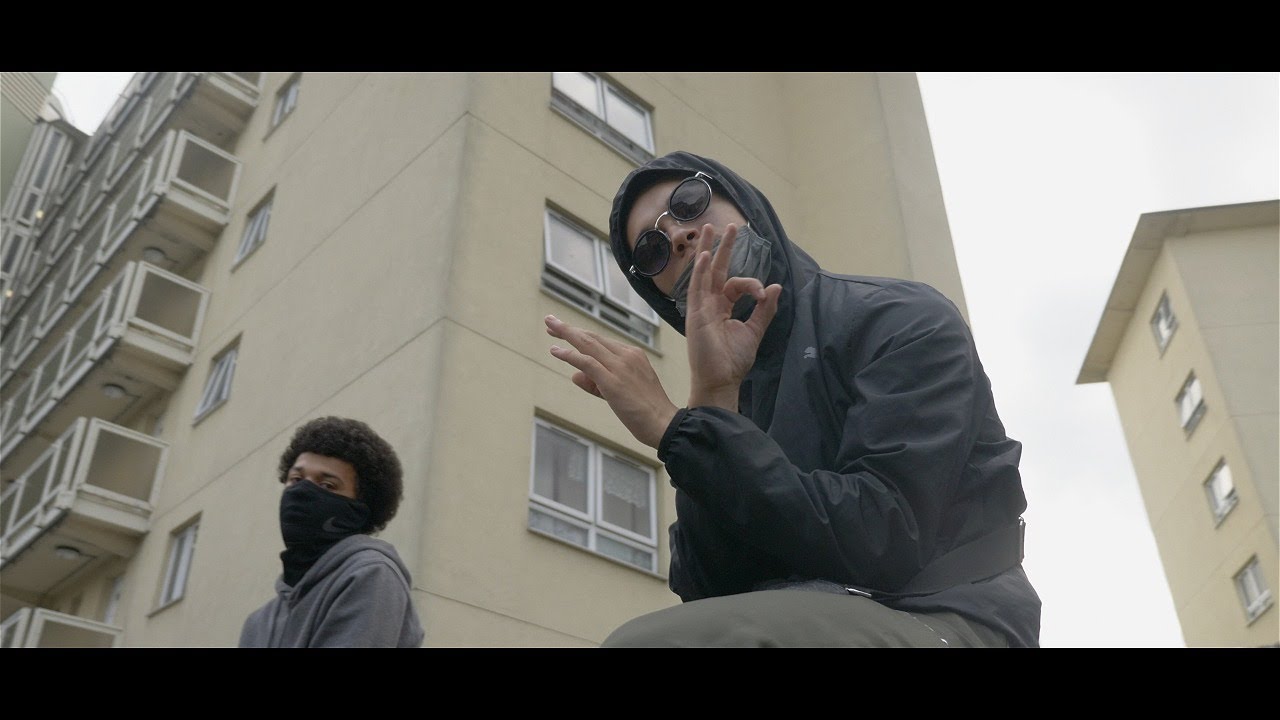 Curly - Freezing [Official Music Video]