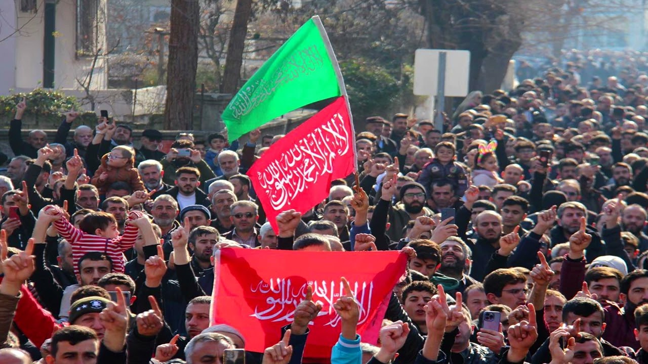 Kurdish Nasheed - Her Bij&icirc; Şeri&acirc;t! (Long Live Sharia!)