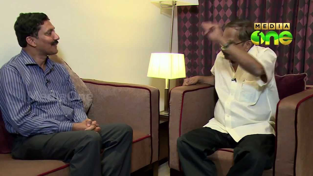 M.T Vasudevan Nair in chat with M.C.A Nassar- Manam Thurannu (29)