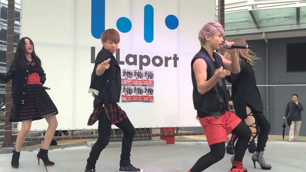 pop that!! / lol(エルオーエル) in ららぽーと富士見