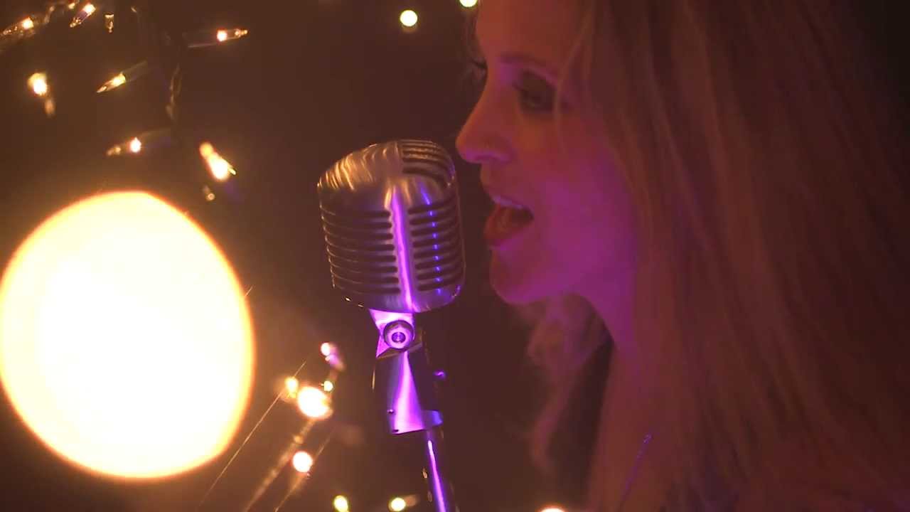 Sarah Smith - Stronger Now