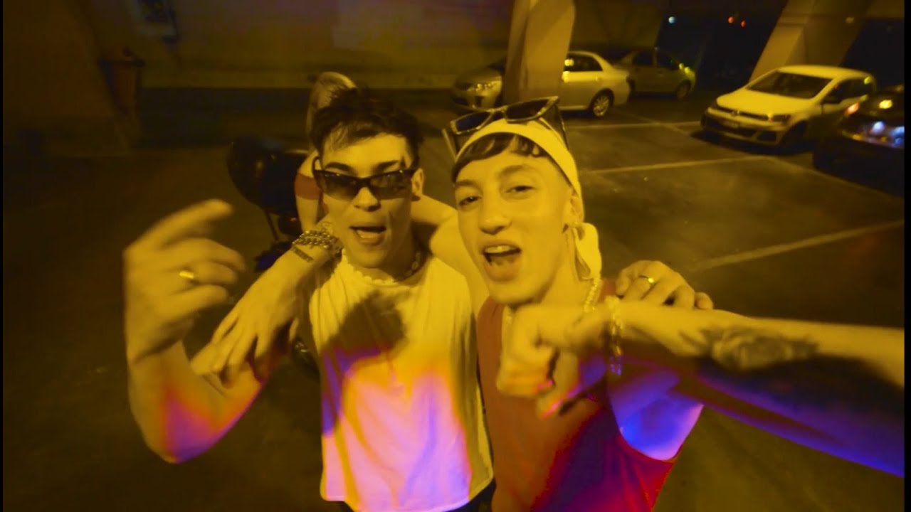 Sinait & Yona - MOTO (Video Oficial)