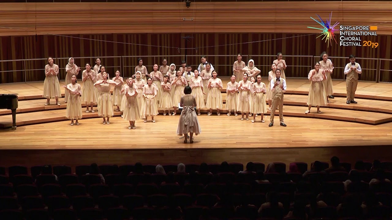 Purwa Caraka Music Studio Children Choir at SICF 2019 - The Fire Dance of Luna