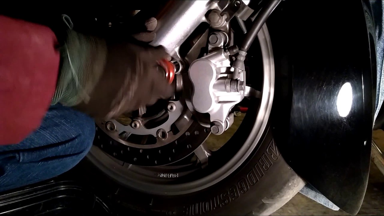 cambio de balatas YAMAHA VSTAR 1100 2007