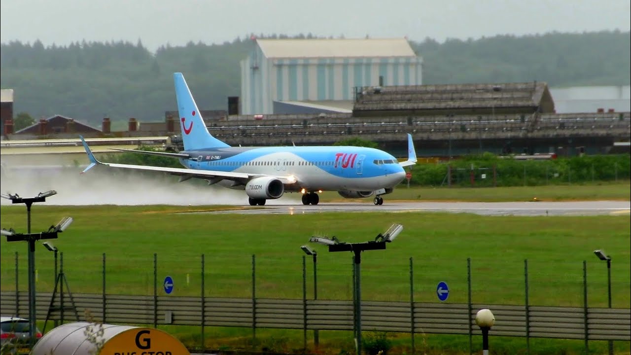 First TUI 737 takeoff from Southampton in over a decade