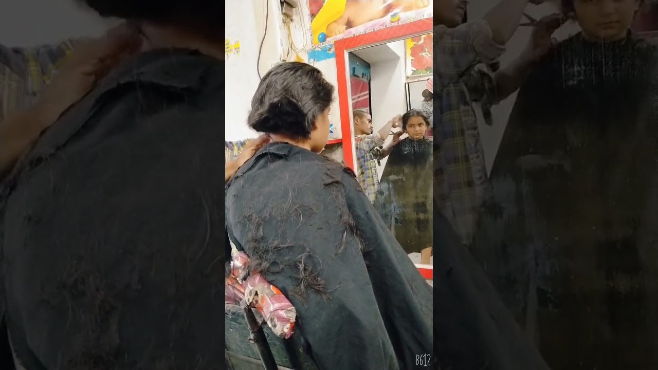 #Vlogs#meri princess ka hair cutting kaise lg rahi hai😱#आप लोग जरुर बताइएगा।।#youtube #viralvlogs 🤗
