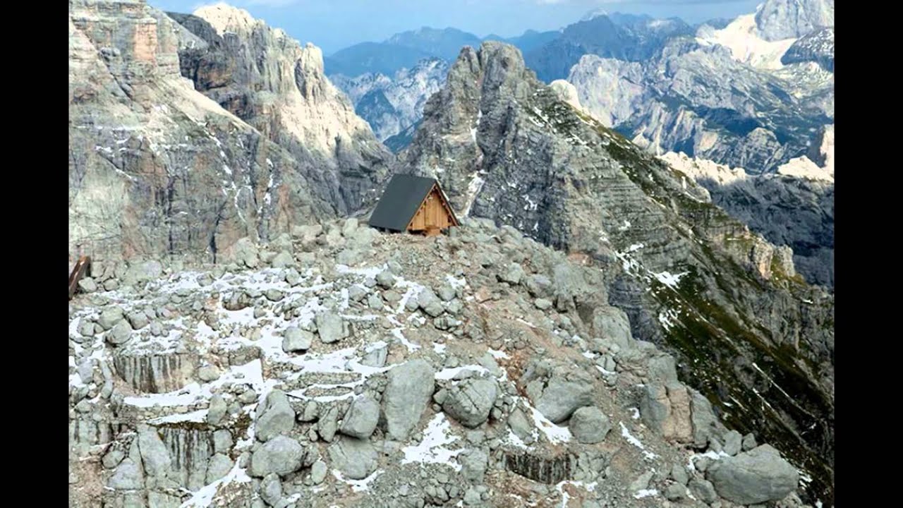 Sleeping In This Mountain Hut Is Totally Free &ndash; If You&rsquo;re Willing To Climb 8,300ft To Get There.