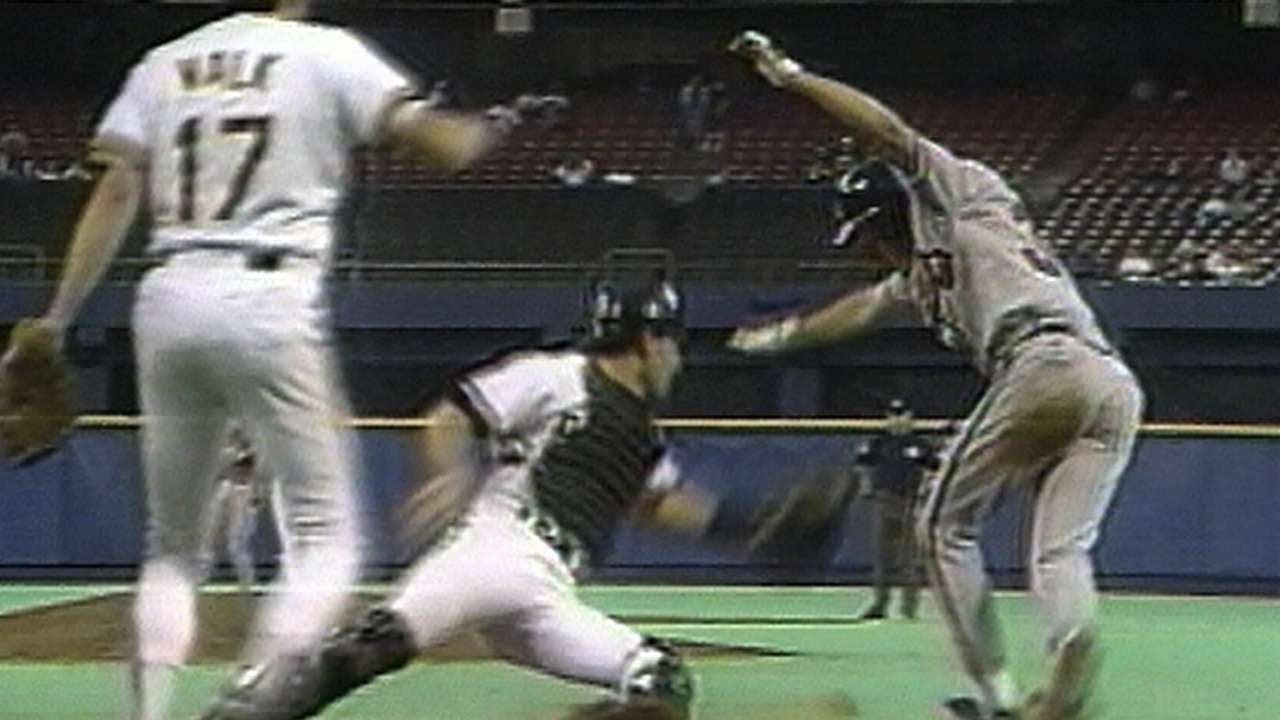 ATL@PIT: Maddux dances at home plate and scores