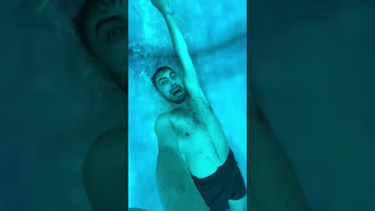 Das war so gruselig! 🤯 #rutsche #wasser #schwimmbad