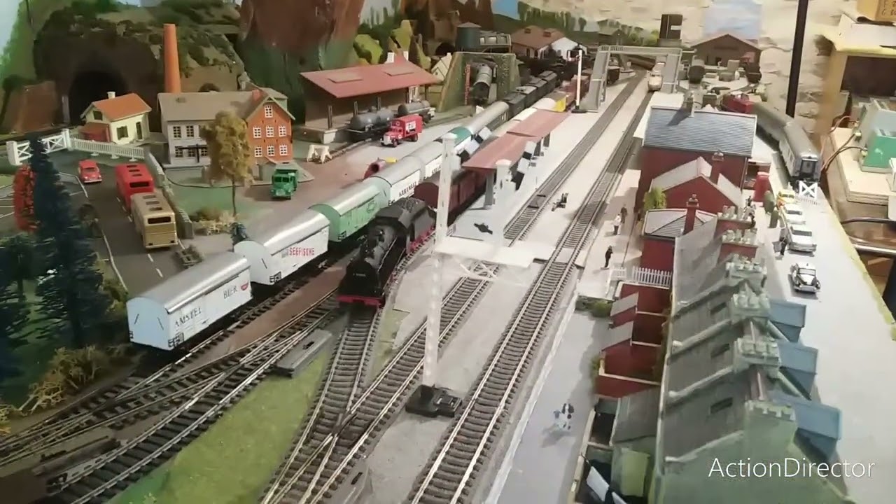 Ma collection de trains Jouef anciens : le TGV Paris - Sud Est ( 1&egrave;re g&eacute;n&eacute;ration)