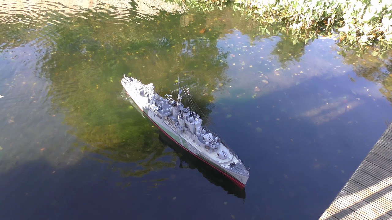 MODEL BOAT CLUB--EXETER AND DISTICT