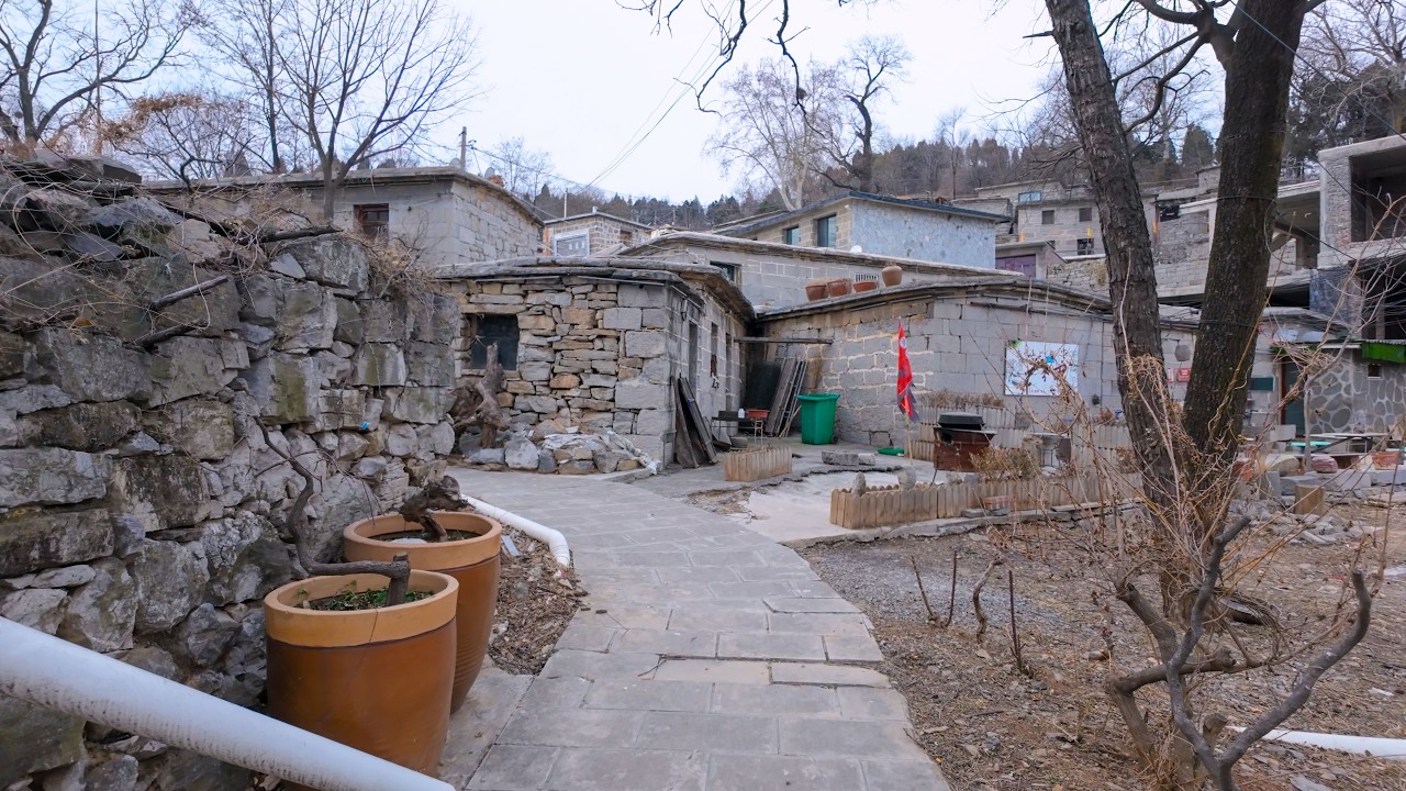 Traditional Chinese ancient village, walking in windy weather, Henan Pingdingyao [4K]