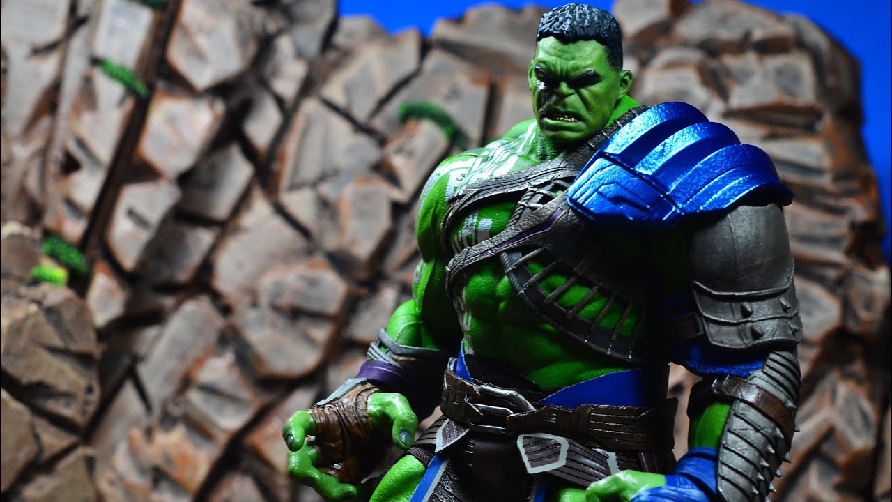 Обзор Mezco One:12 Collective Thor: Ragnarok Hulk