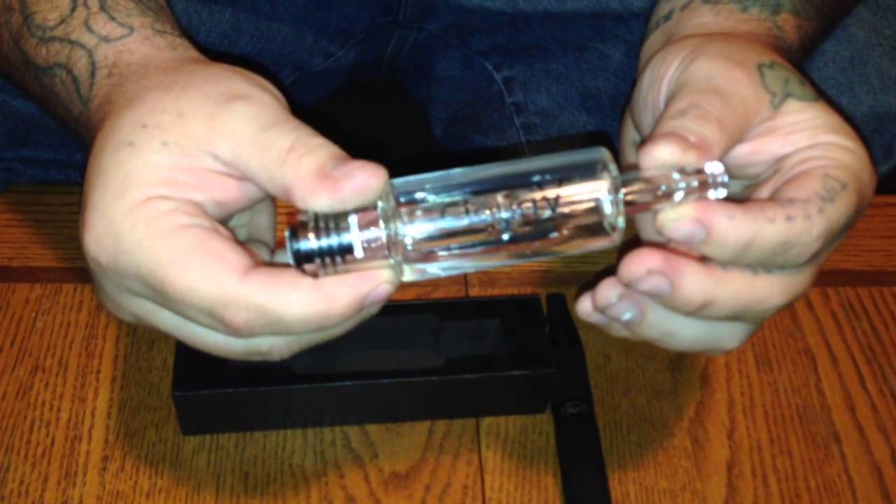 CloudV Phantom Aqua bubbler and the phantom premium vaporizer