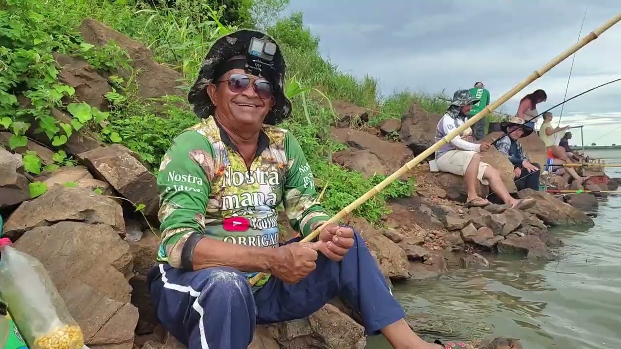 Pescaria de ceva só atrai os brutos e os gigantes veja esta variedade de peixes pego com massinha