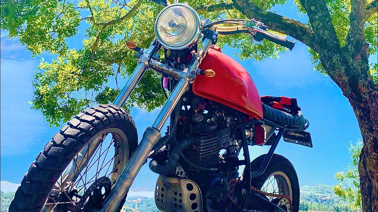 1983 XL600R | Town riding | Wheelies