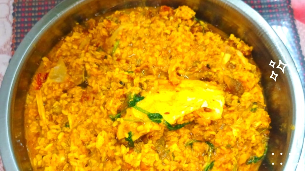 1. বড় মাছের মাথা দিয়ে মুড়িঘন্ট রান্না | Traditional Bengali Murighonto Recipe