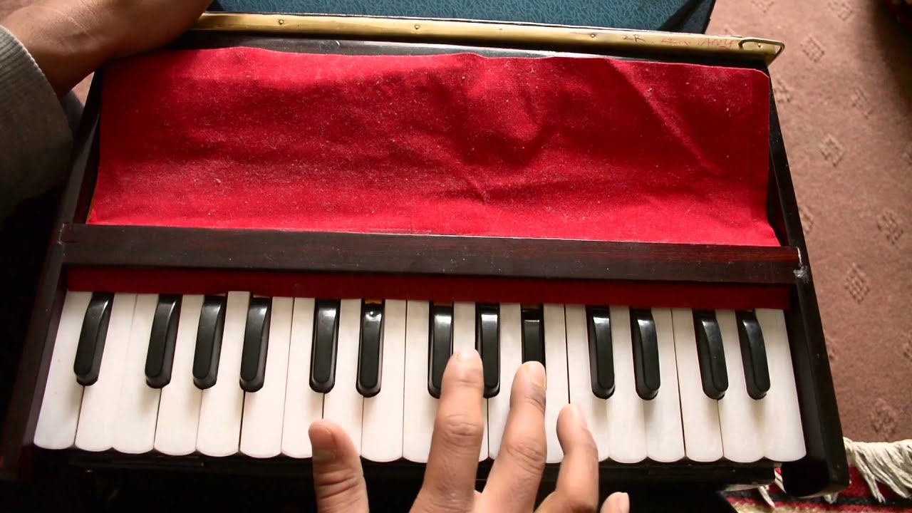 Learn Hare Krishna Mahamantra in Harmonium Tune 1