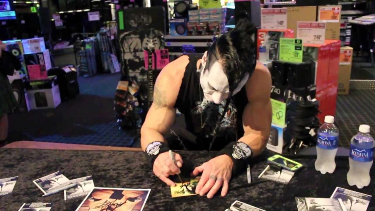Doyle Wolfgang Von Frankenstein - ABOMINATOR Album Signing at Guitar Center